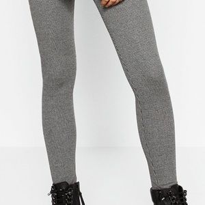 3for$30| Zara Collection Gingham leggings S